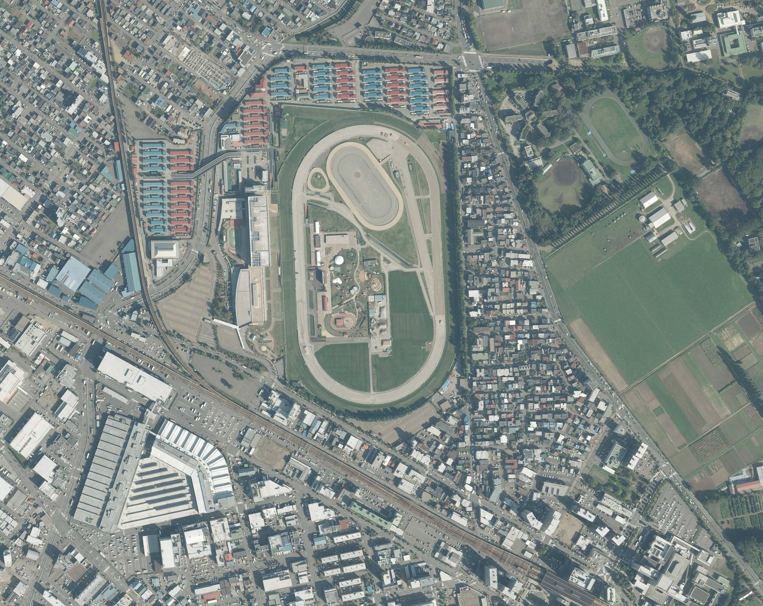 🏇 삿포로 경마장 이미지 1